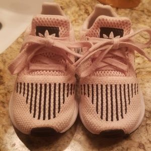 Girls Adidas Size 6c